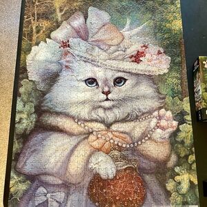 Bepuzzled Artist Series Art of Annie Stegg Gerard 1000PCS White Grey Persian Cat